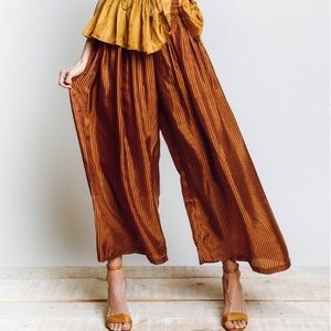 NWOT Mes Demoiselle Chiquita Silk Pants